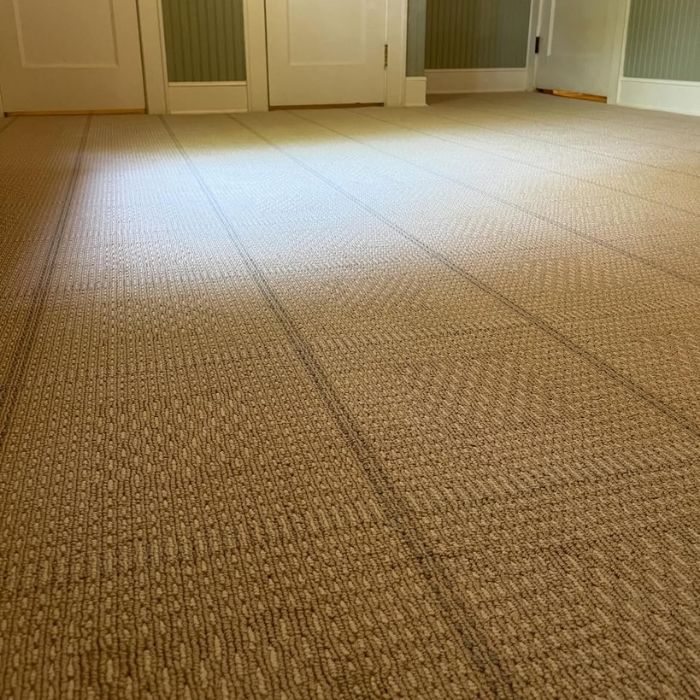 Carpet installation in Arabian Ranches Dubai